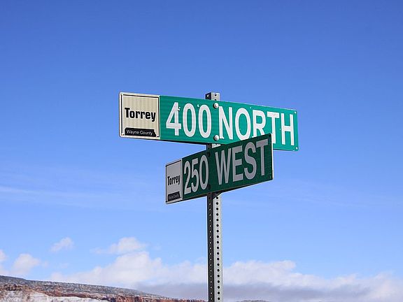 4th image of 250 W 400 N Lot 19