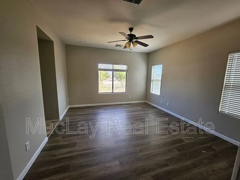25850 W Pleasant Ln — Photo 12