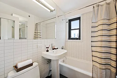 Rented by Douglas Elliman Development Marketing