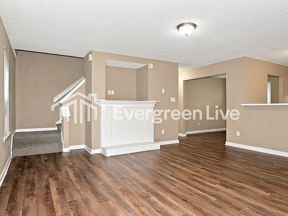 3rd image of 5967 Wagon Hill Rd W