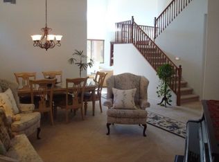 2233 W Bonanza Ln, Phoenix, AZ 85085