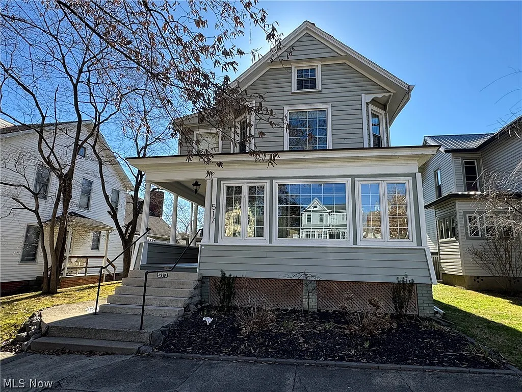 517 3rd St photo 1