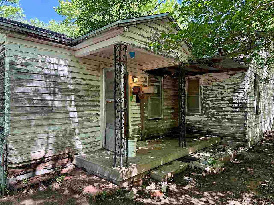 1st image of 515 W Chestnut Ave