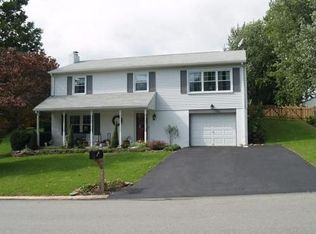 89 Covington Dr, Shrewsbury, PA 17361