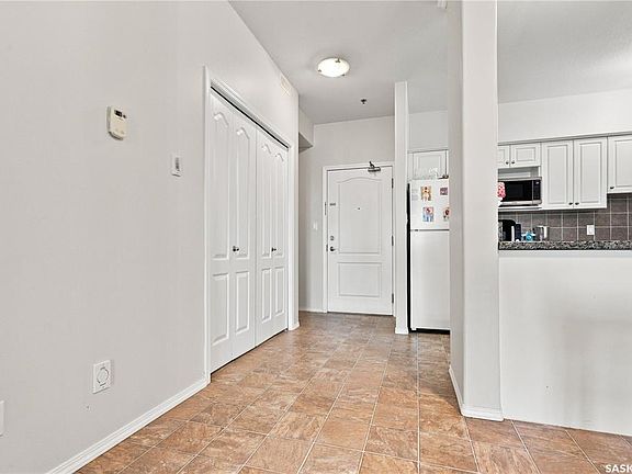 3rd image of UNIT 214-333 Nelson ROAD