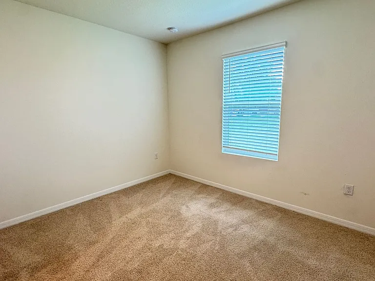 939 Stockport Dr — Photo 28