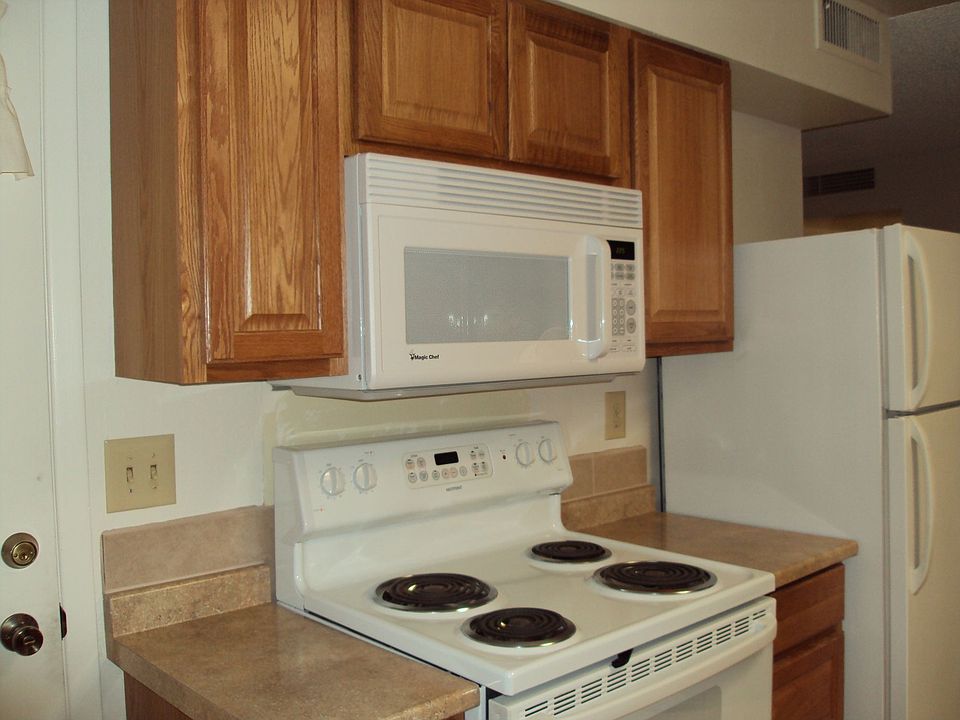 1st image of 10631 W Meade Dr