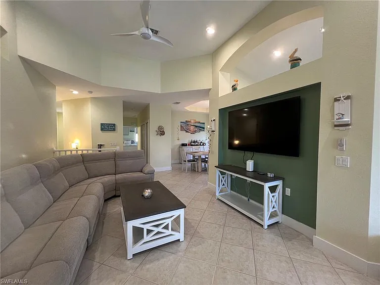 6809 Ascot Dr #201 — Photo 9