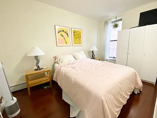 Rented by Compass | media 13