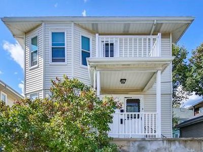 9-11 Oakland St, Watertown, MA, 02472