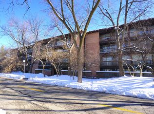 5500 Hillcrest Ln APT 1D, Lisle, IL