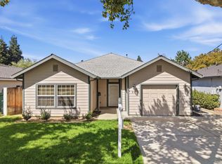 217 Palm Ave, Ripon, CA 95366