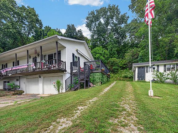 3rd image of 46 Foreman Ln