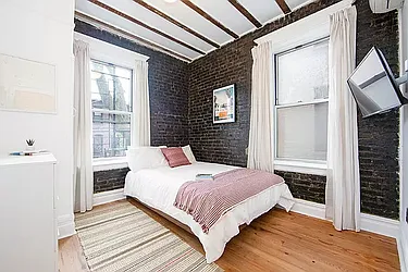 Rented by Safdie Realty Group