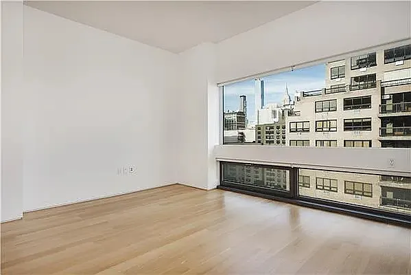 Rented by RELO REDAC INC. | media 10