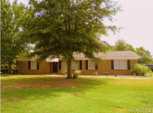 394 Kingston Ridge Rd, Prattville, AL 36067