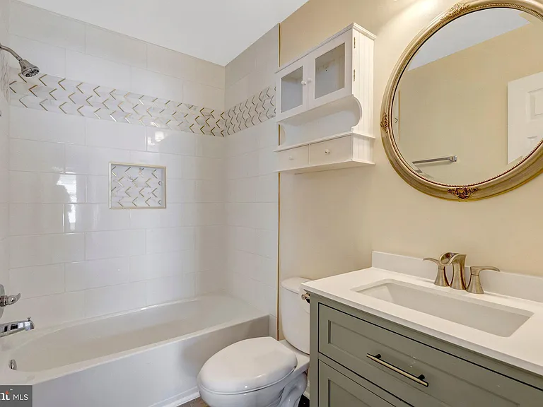 14716 Grobie Pond Ln — Photo 28