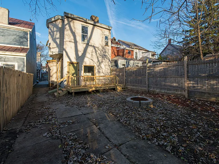 4160 Lakeman St — Photo 43