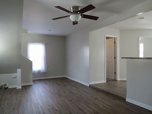 Living Room (new floor)
