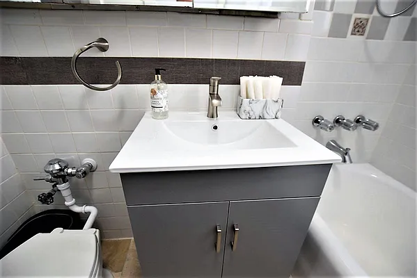 Sold by Merit Group & Associates | media 5