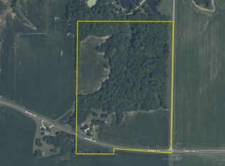 1596 Berwick Rd, Berwick, IL