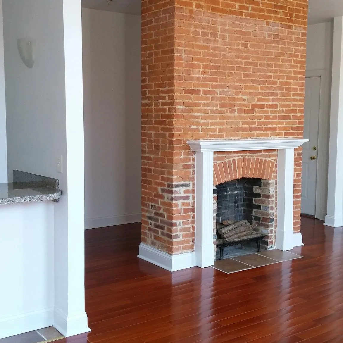 1035 N Calvert St — Photo 1