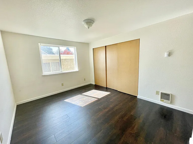 12038 31st Ave NE #201 — Photo 9