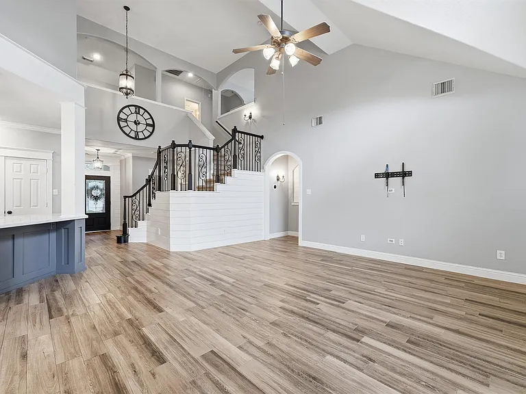 15815 Mossy Shores Ct — Photo 11