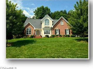 1052 Cross Gate Rd, Winston Salem, NC 27106