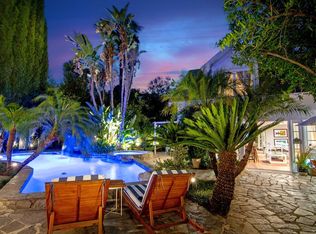 4001 Coldwater Canyon Ave, Studio City, CA 91604