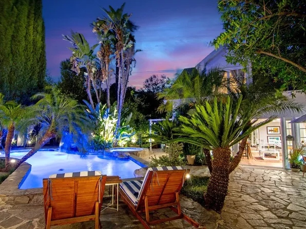 4001 Coldwater Canyon Ave, Studio City, CA 91604