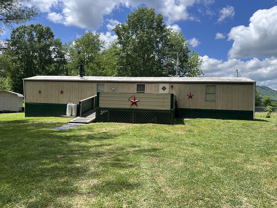 1st image of 207 Geraldine Dr