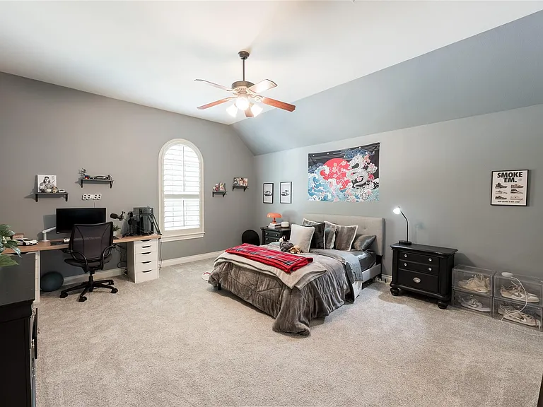 2447 Monarch Terrace Dr — Photo 35