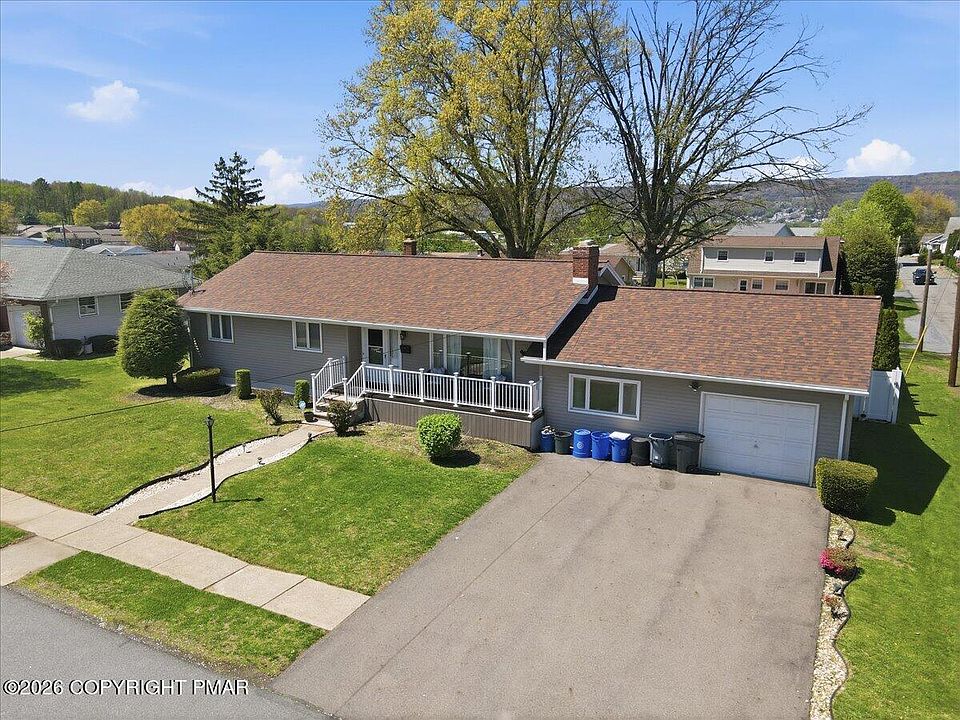 1st image of 1 Monarch Rd