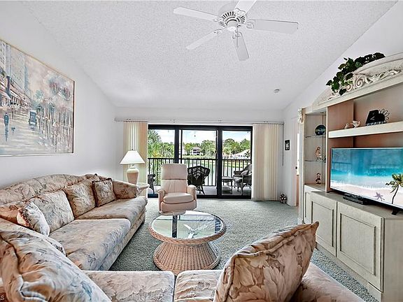 5th image of 5716 Deauville CIR #I303