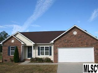 5019 Gateway Dr, Claremont, NC 28610