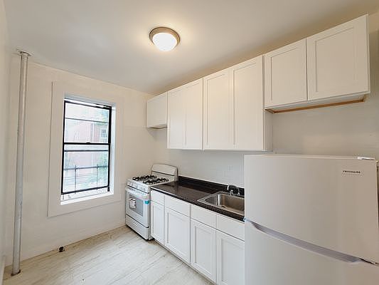 1st image of 2540 Ocean Ave #B9