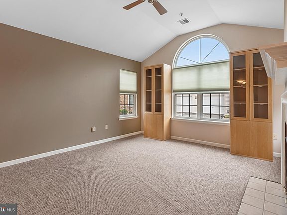 5th image of 101 Village Way #1F