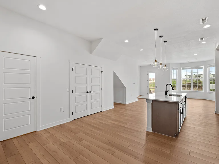 1109 SW 11th St — Photo 48