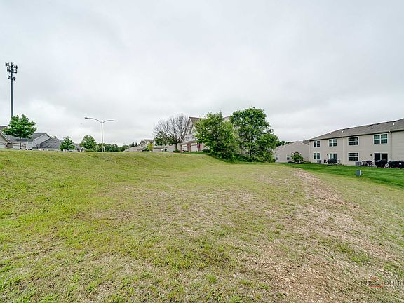 4th image of 7109 Mulligan Ct