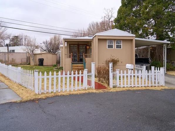 1445 Dunbar Ln, Bishop, CA 93514