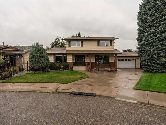 2nd image of 310 W Kings Bay S