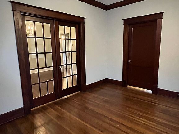 5th image of 1586 Tutwiler Ave