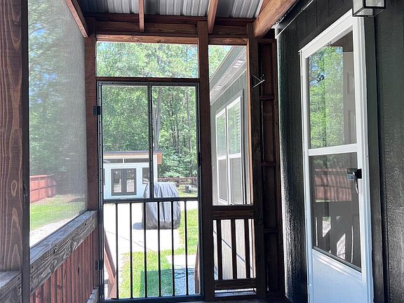 4th image of 340 Windwood Dr