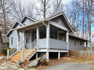 232 Courtland Pl, Asheville, NC 28801