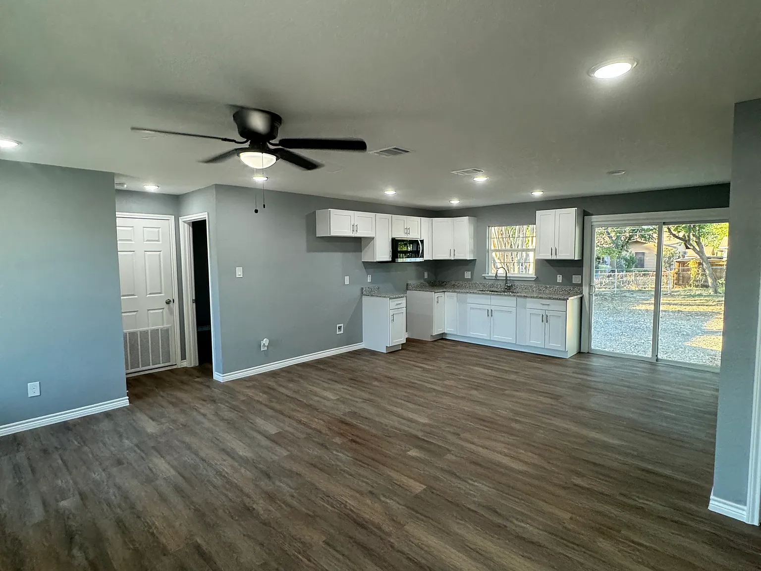 4 bed, 1550 sqft, $1,800 — Photo 4
