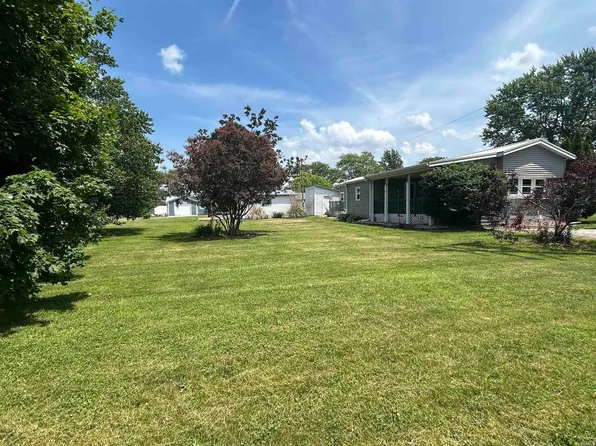 710 N Jackson St, Andrews, IN 46702