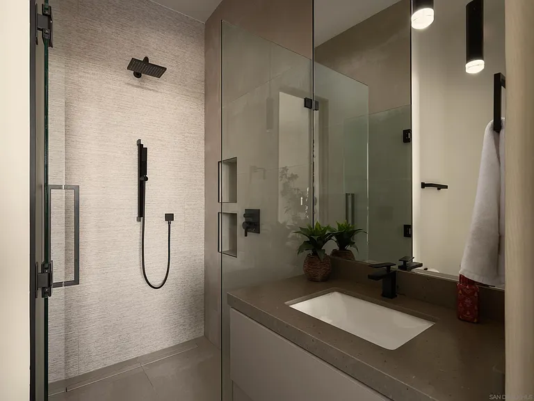 6627 Muirlands Dr — Photo 29