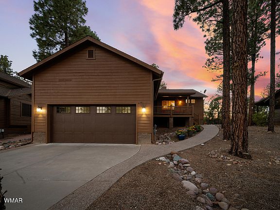 2nd image of 340 N Retreat Way