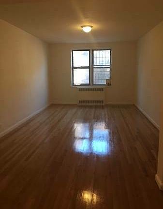 3rd image of 6282 Saunders St
